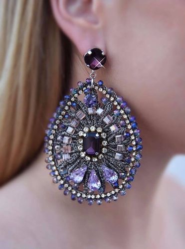 EARRING 1675 available in various colors
